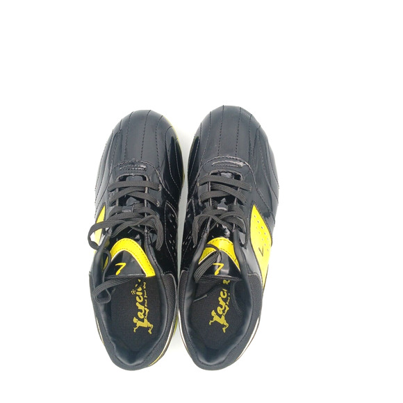 Larcia Soccer Spikes for Kids Size 2 - Picture 7 of 9